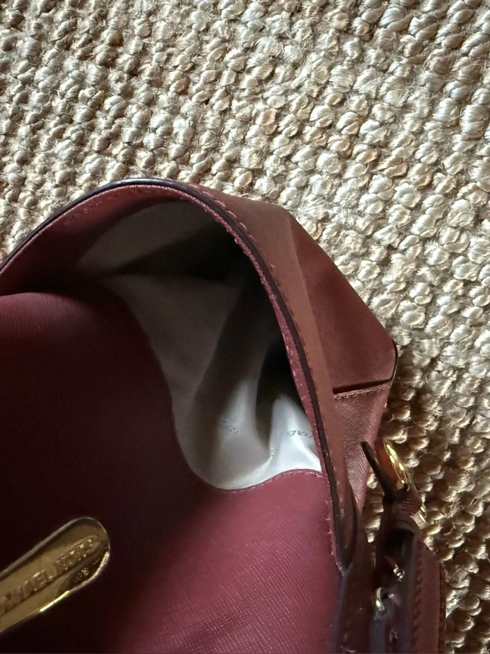 ⚜️👜MICHAEL KORS CHARLOTTE SAFFIANO BURGUNDY LEATHER TOTE BAG 👜⚜️